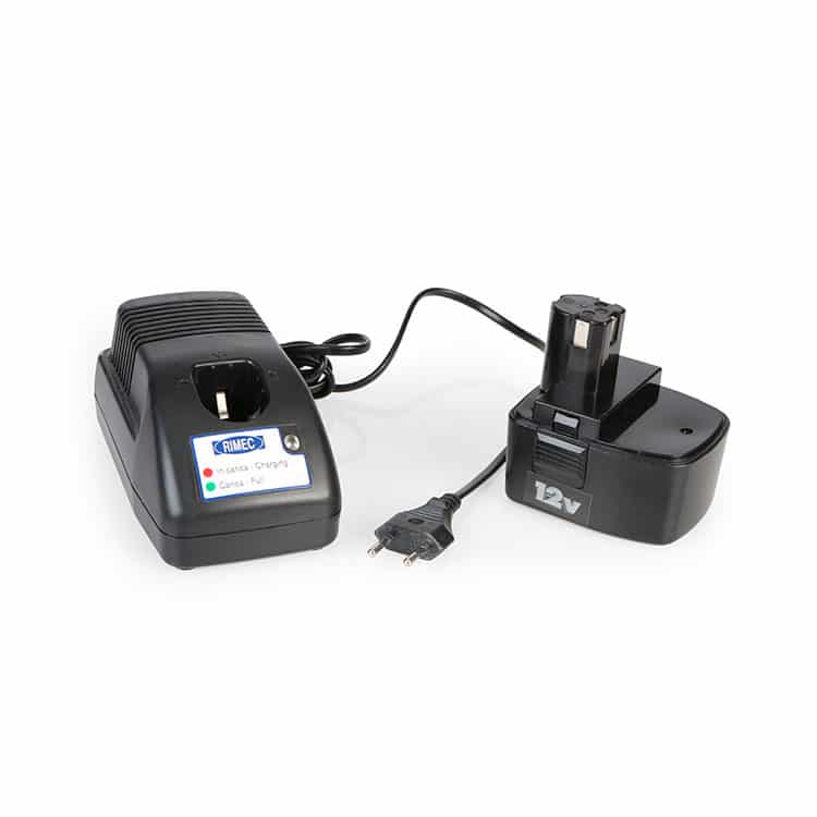 KIT BATTERIE E CARICA BATTERIE